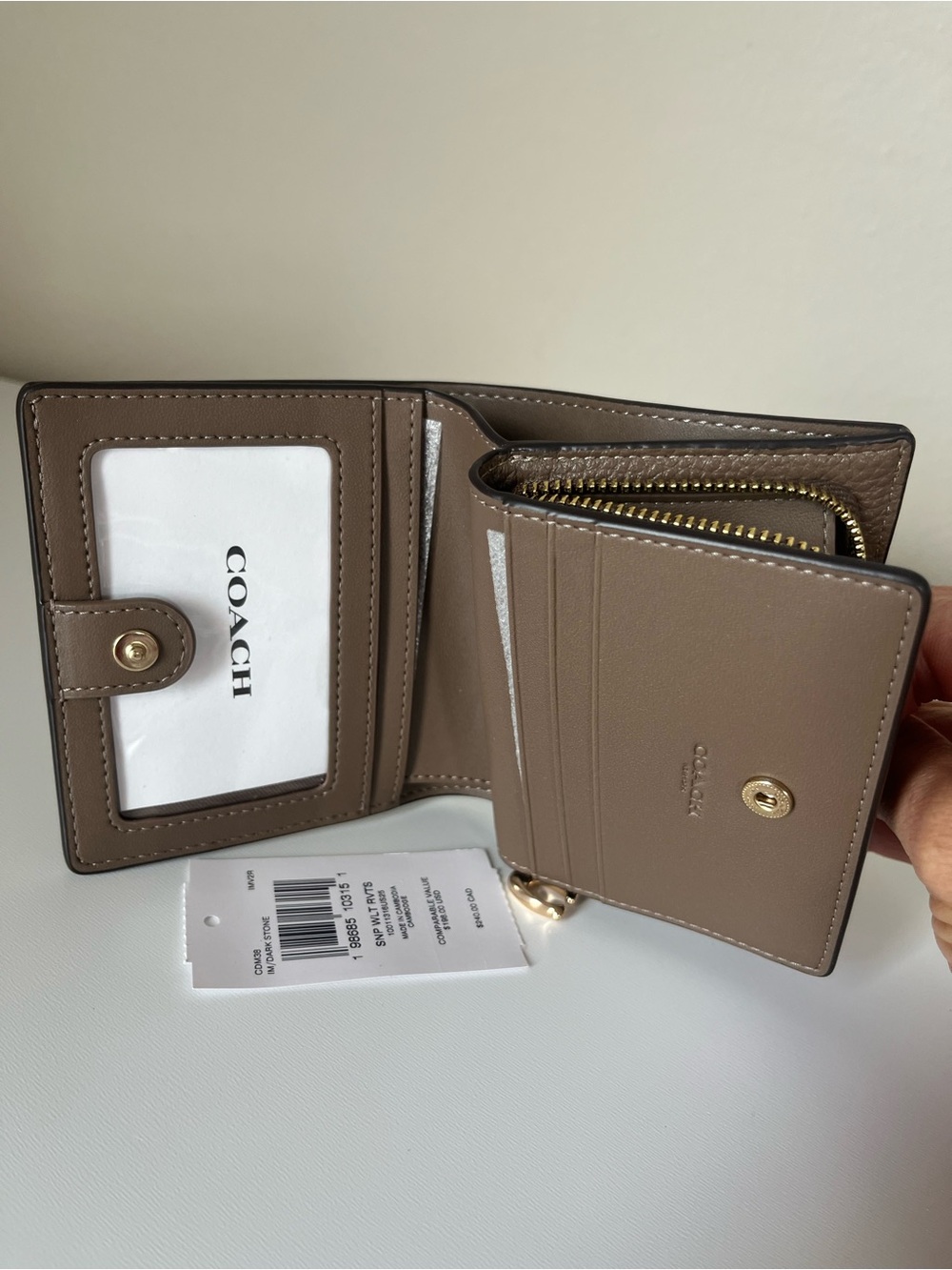 Coach Snap Wallet With Rivets🎈🎈 - Picture 5 of 9